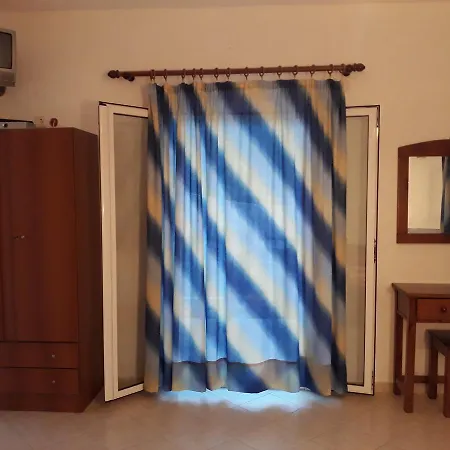 Nouli Apartment *